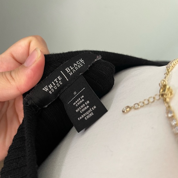 White House black market top - Picture 6 of 6